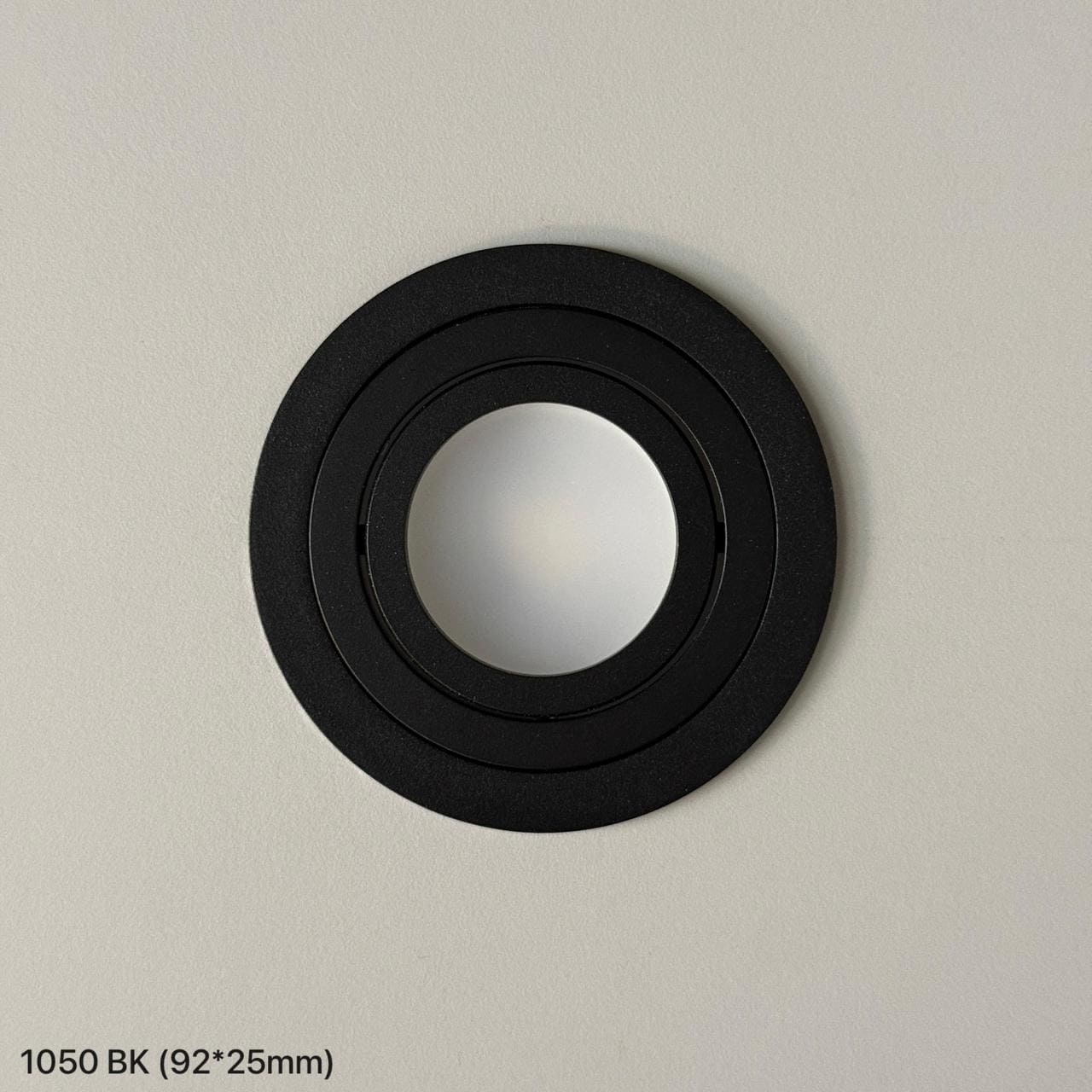 Споты 1050 BK (92*25mm)