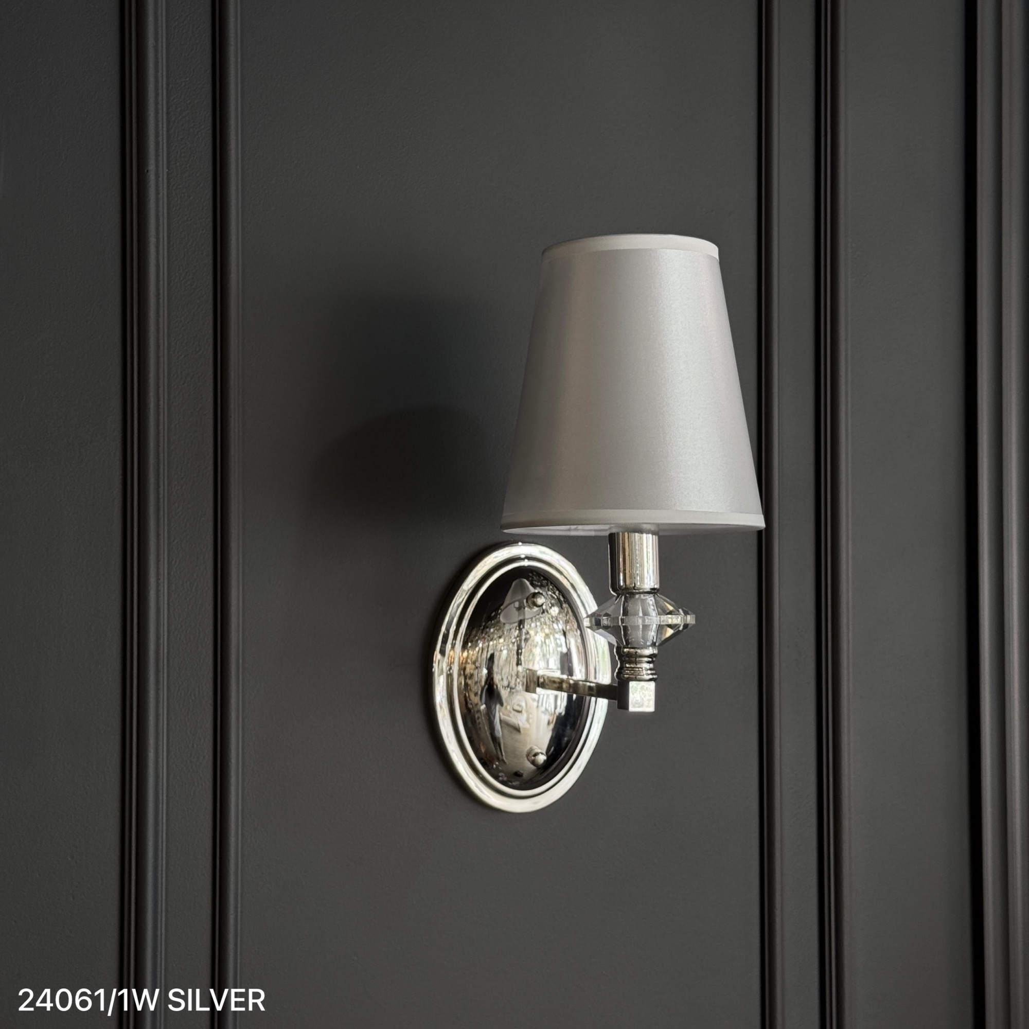 Бра 24061/1W SILVER (L235*W150*H280 E14*1) (1 кг) (2 этаж)